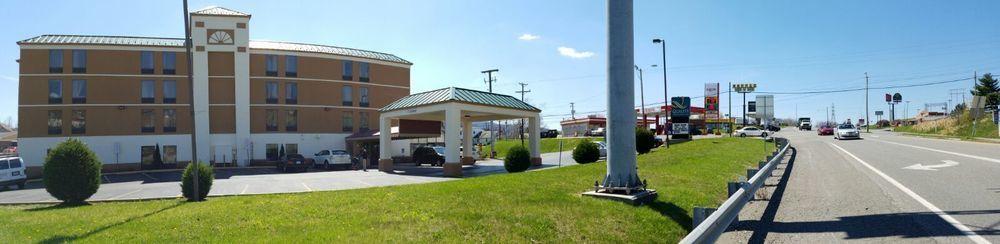 Spark By Hilton Wytheville East Main Street Екстер'єр фото