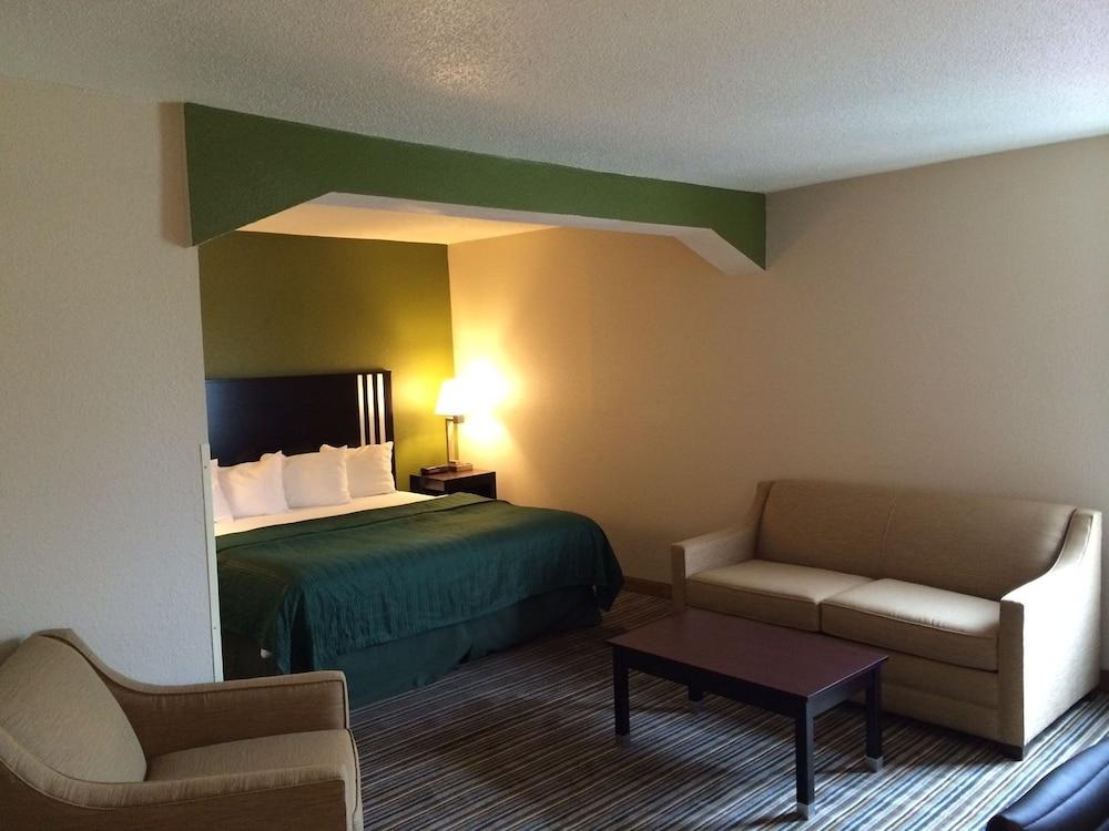 Spark By Hilton Wytheville East Main Street Екстер'єр фото