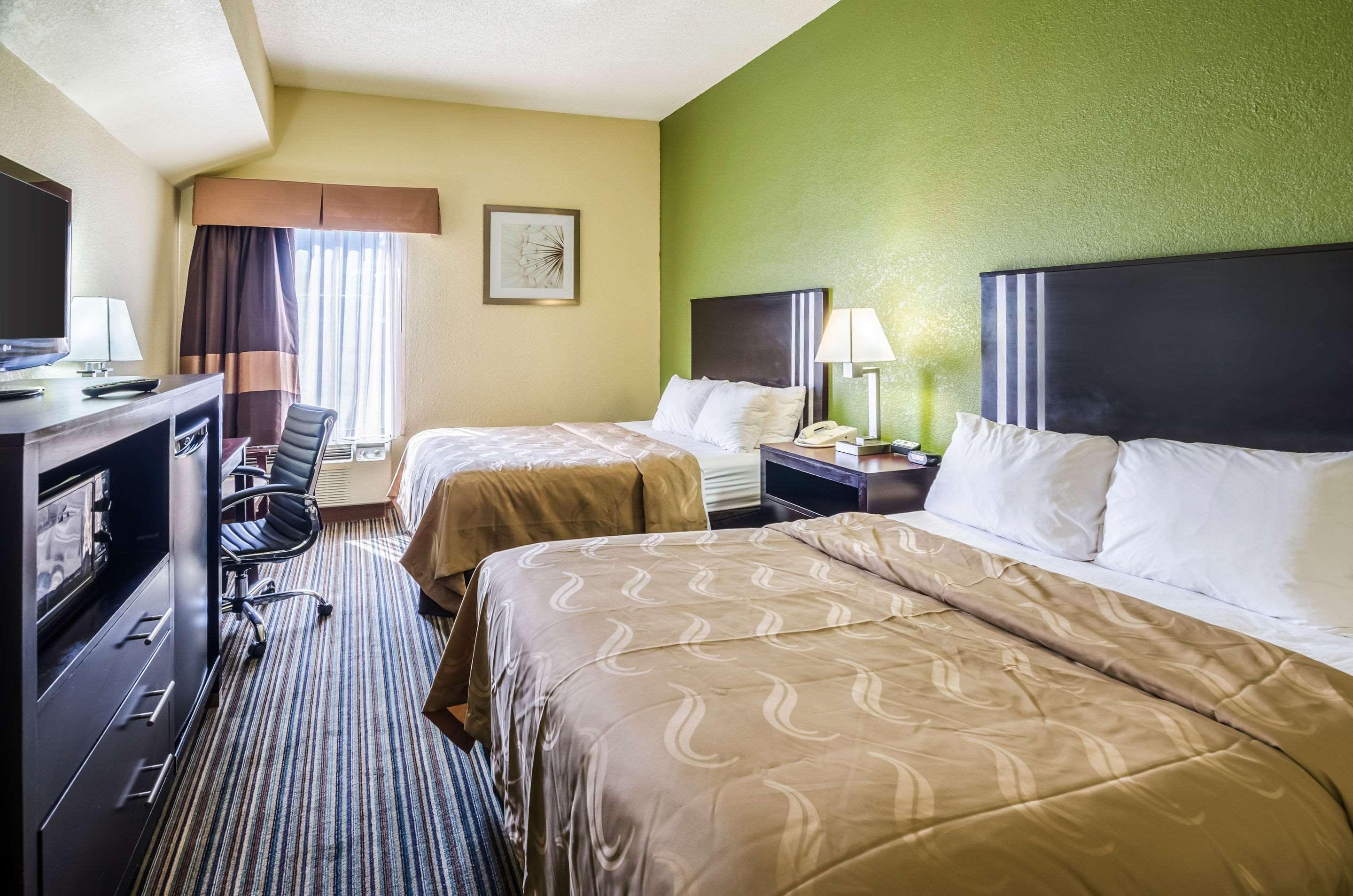 Spark By Hilton Wytheville East Main Street Екстер'єр фото