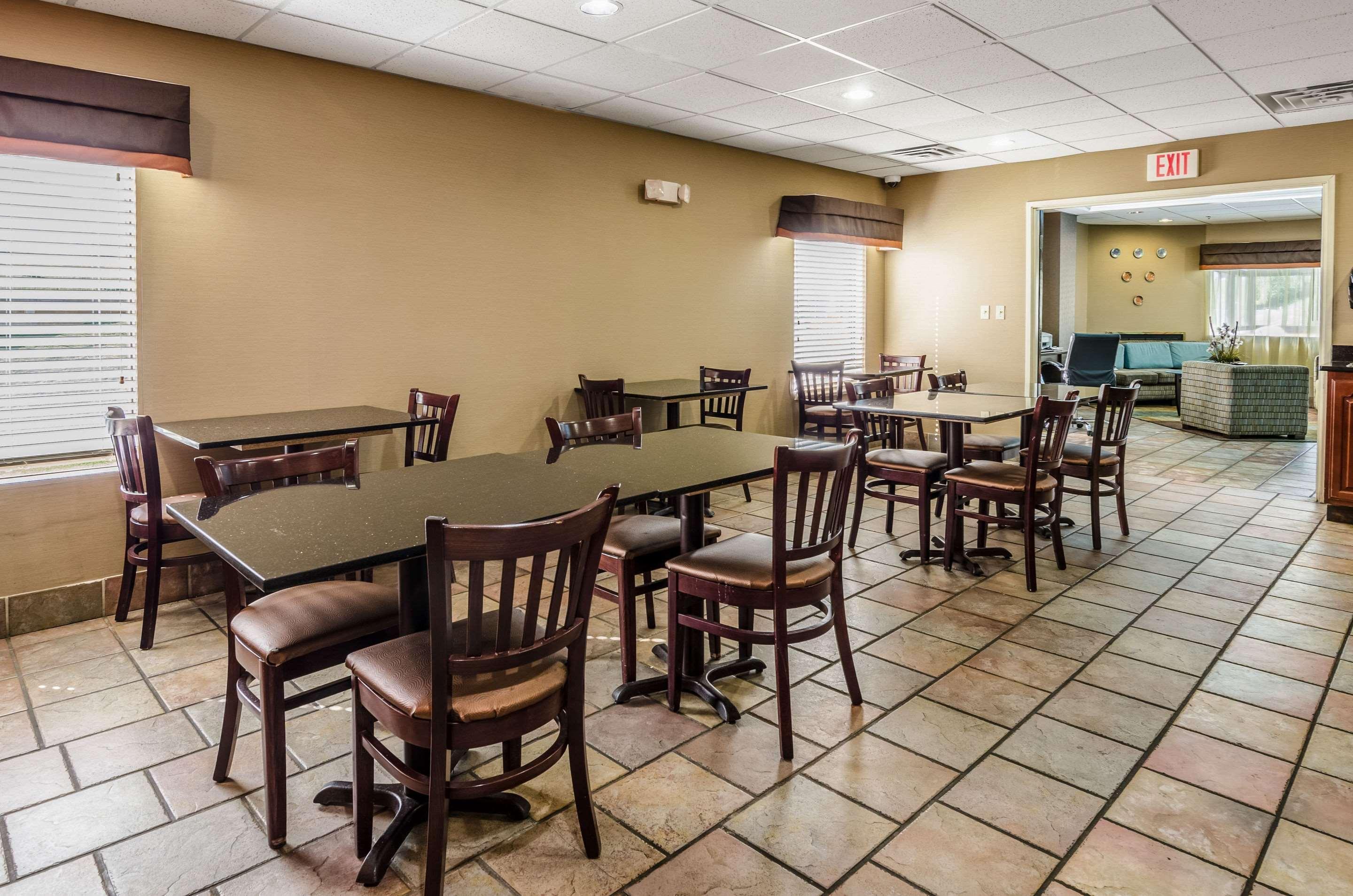 Spark By Hilton Wytheville East Main Street Екстер'єр фото