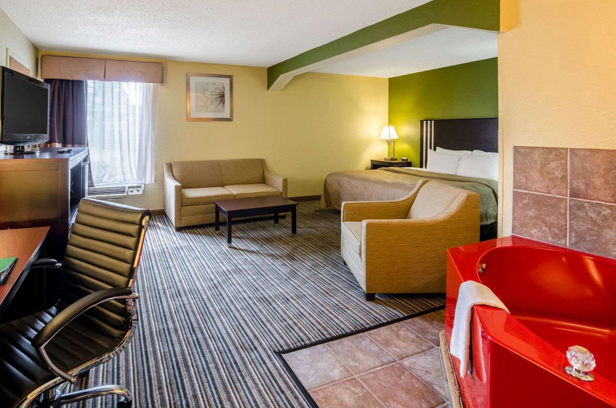 Spark By Hilton Wytheville East Main Street Екстер'єр фото