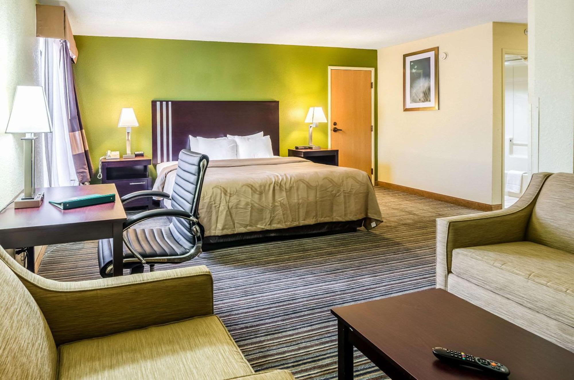 Spark By Hilton Wytheville East Main Street Екстер'єр фото