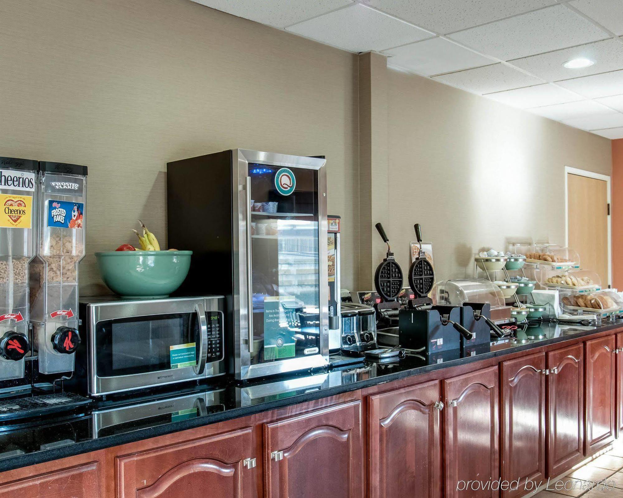 Spark By Hilton Wytheville East Main Street Екстер'єр фото